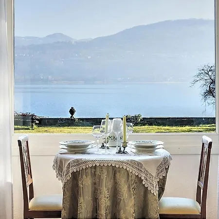 Villa Sleeps 21 With Pool And Air Con Annone di Brianza