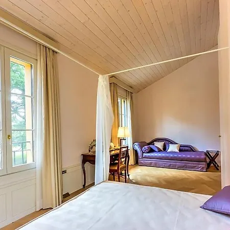 Sleeps 21 With Pool And Air Con Villa *