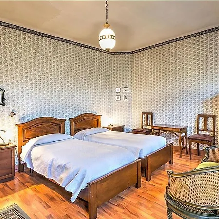 Sleeps 21 With Pool And Air Con Villa Annone di Brianza