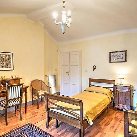 Sleeps 21 With Pool And Air Con Annone di Brianza